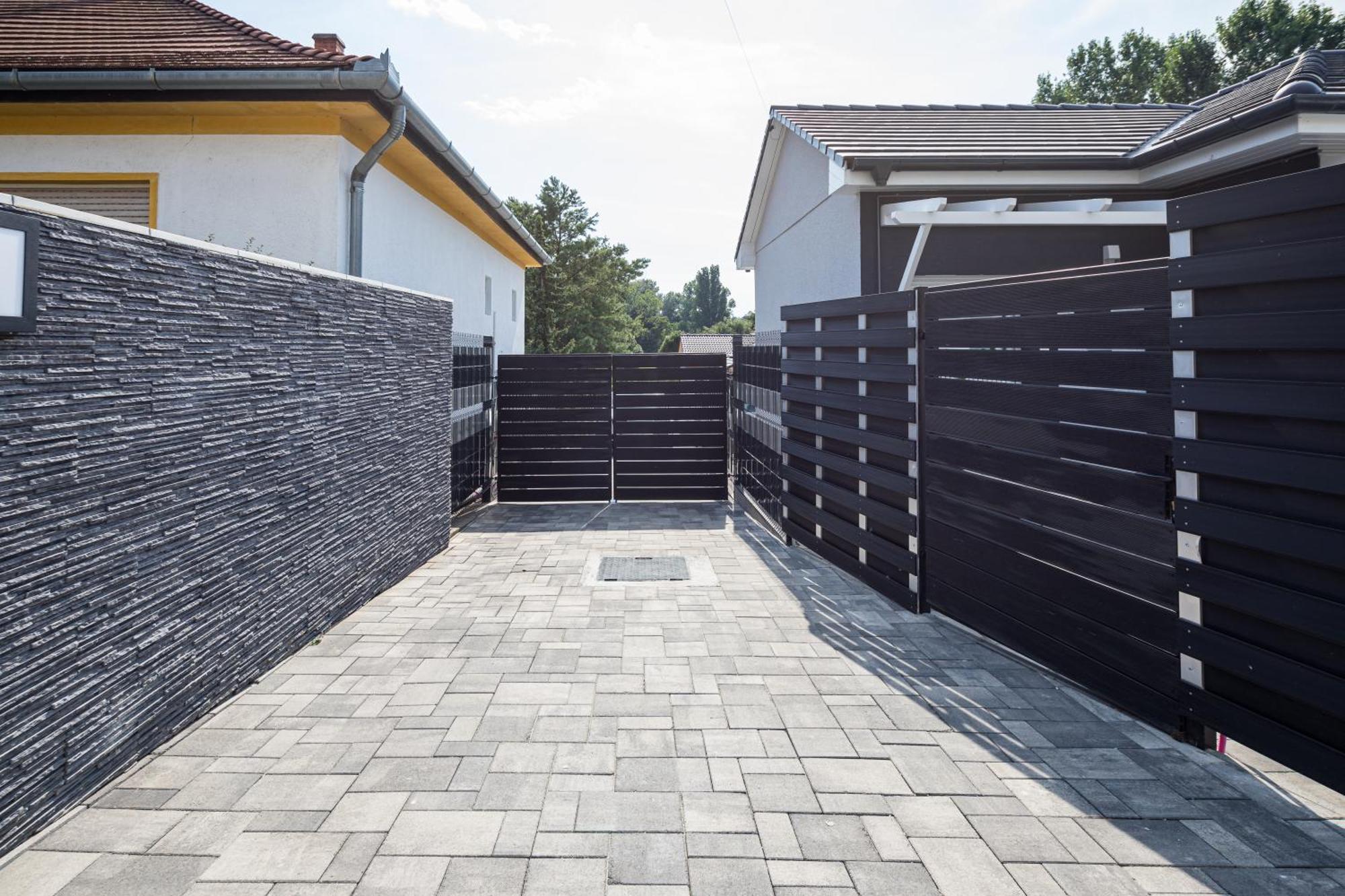 Balatonic Lemon Apartmanhaz Siofok Exterior photo