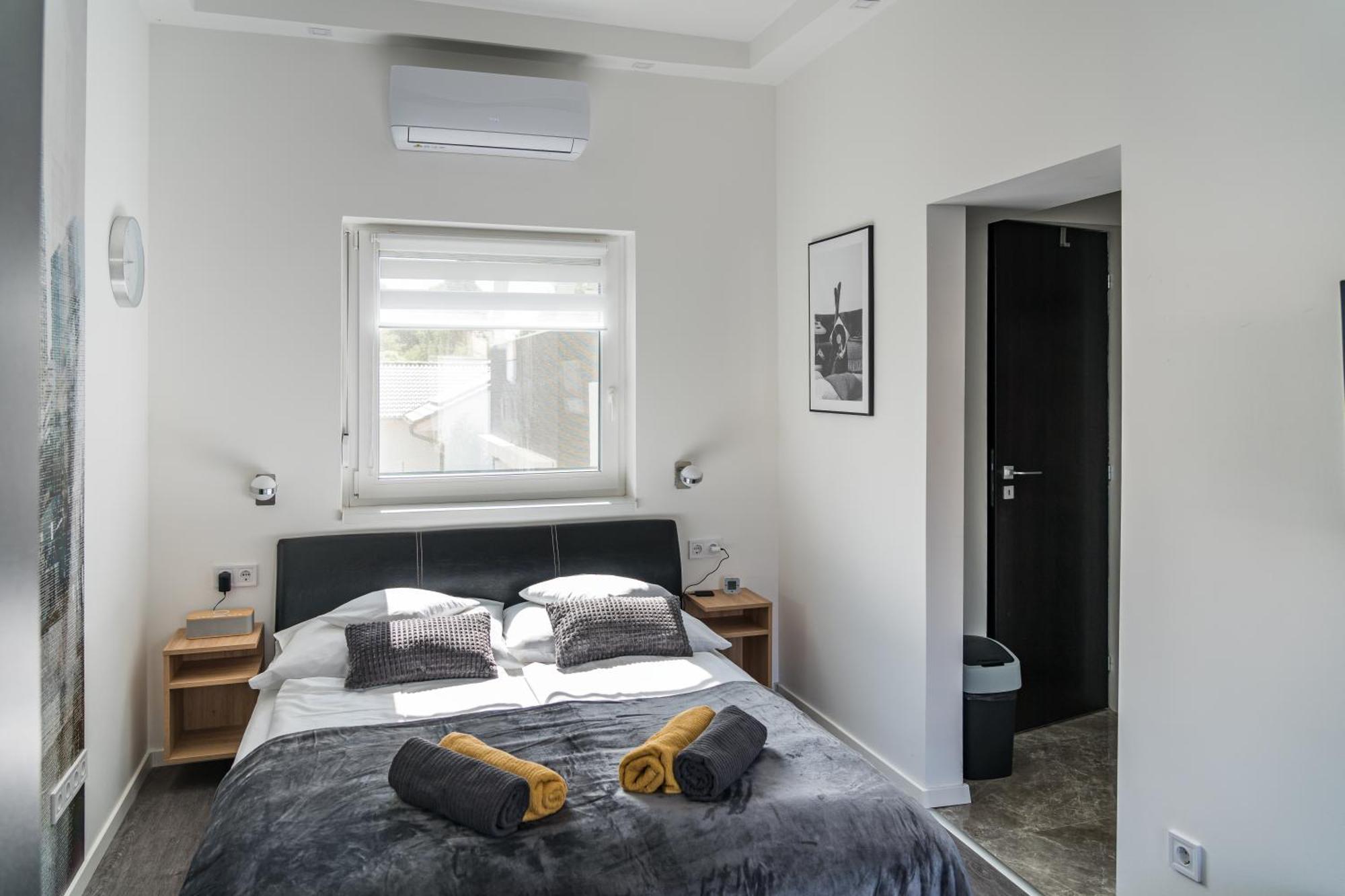 Balatonic Lemon Apartmanhaz Siofok Exterior photo