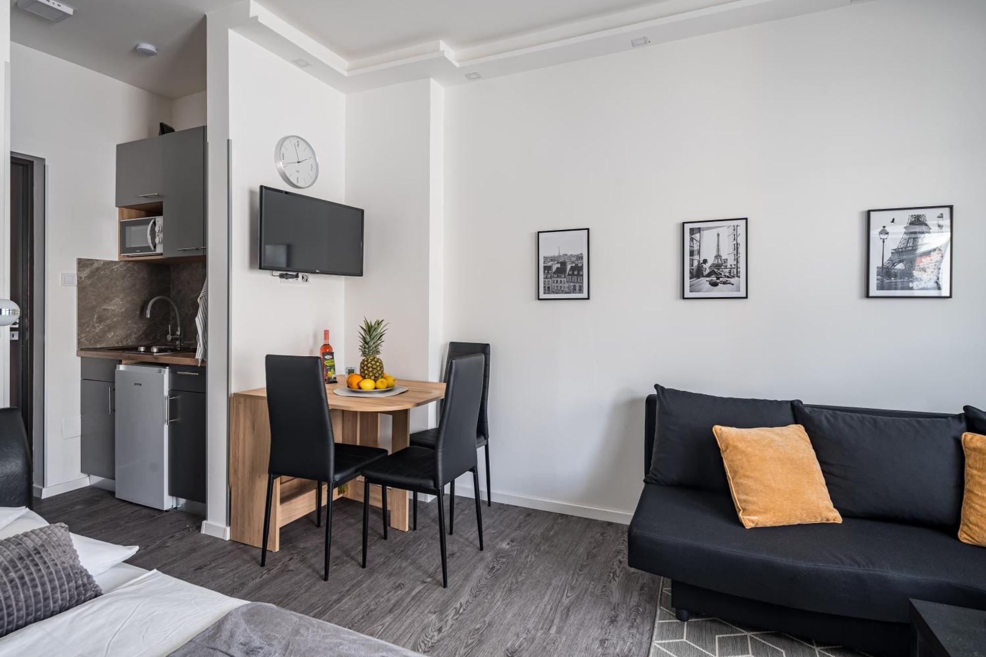 Balatonic Lemon Apartmanhaz Siofok Exterior photo