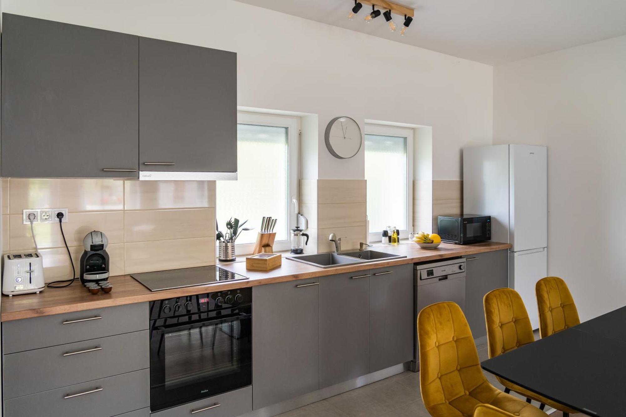 Balatonic Lemon Apartmanhaz Siofok Exterior photo