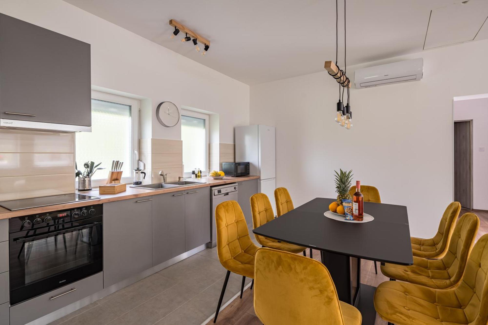 Balatonic Lemon Apartmanhaz Siofok Exterior photo